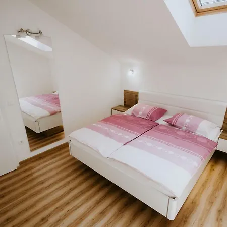 Apartamento Rojc *